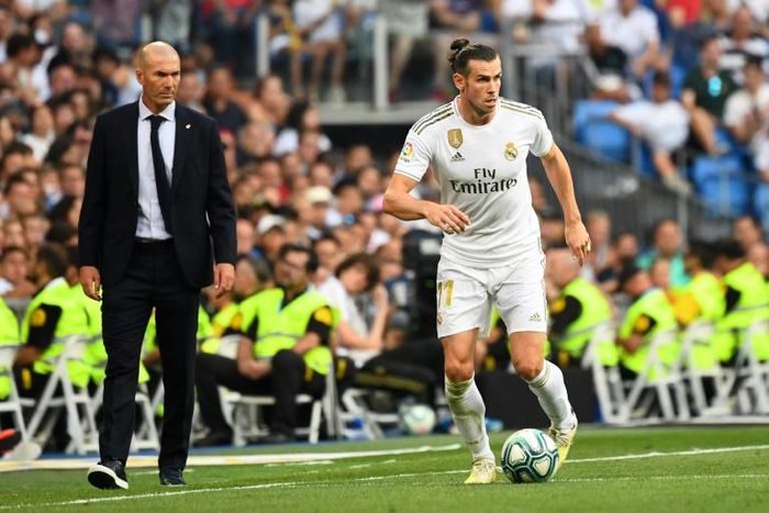 Real Madrid coach Zinedine Zidane must decide whether to punish Gareth Bale after his latest act of rebellion while playing for Wales.