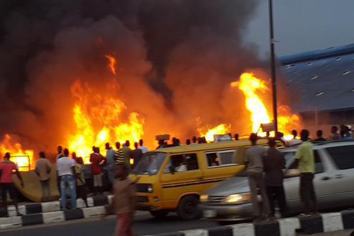 Fire razed market (Daily times)
