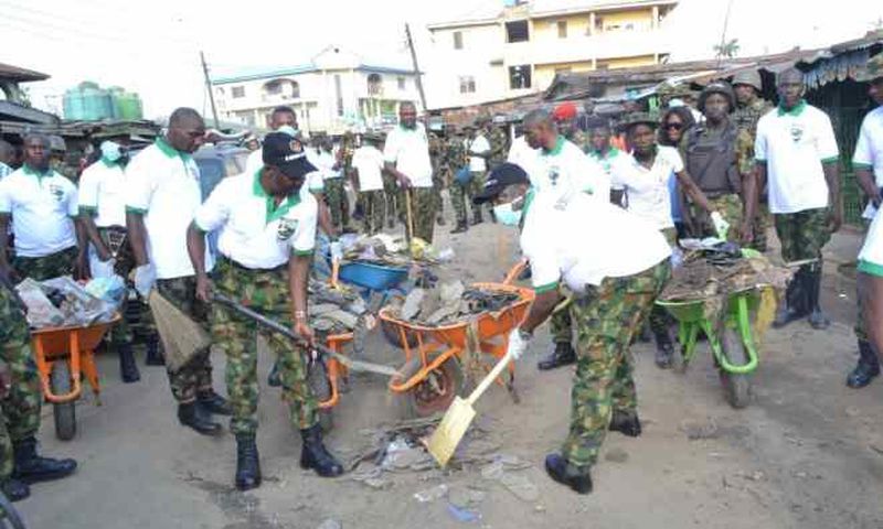 Crocodile Smile IV: Army conducts environmental sanitation in Lagos community (Blackbox Nigeria)