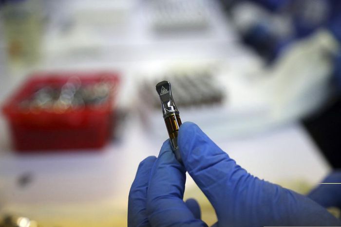 Don't Use Bootleg or Street Vaping Products, CDC Warns