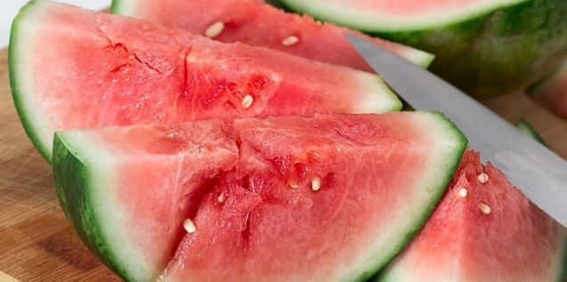 Natural foods to help you last longer in bed