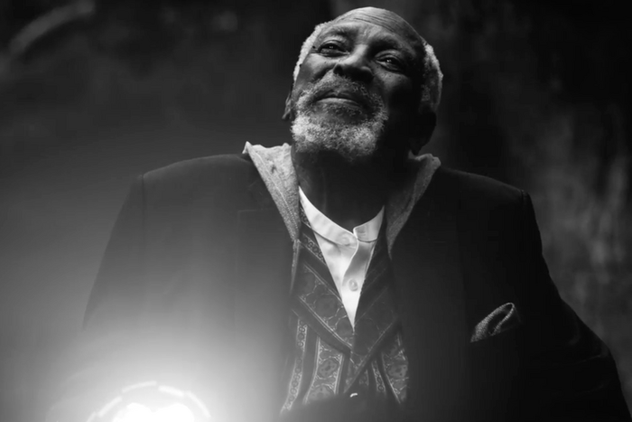 'Watchmen' Used Mesmerism to Solve a Big Mystery