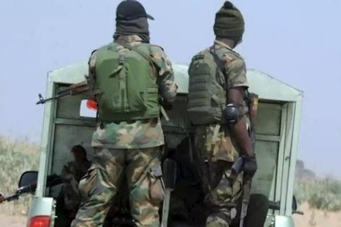 Nigerian Army on patrol (Head Topics)