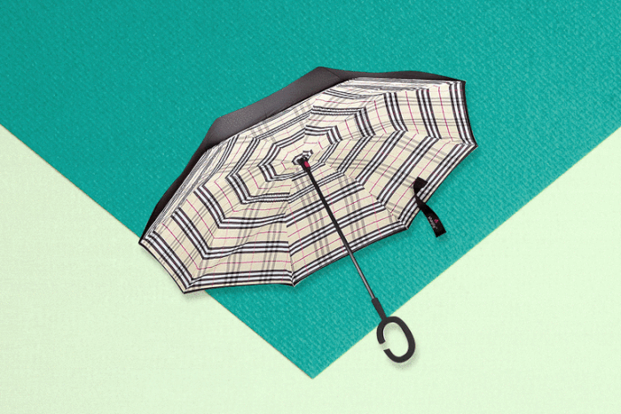 People Love This Inverted Windproof Umbrella