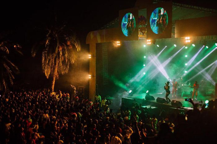 Yemi Alade thrills 10,000 in Addis Ababa, Ethiopia. (Effyzie Entertainment)