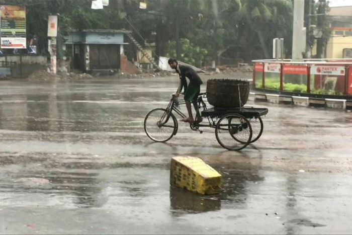 Cyclone Bulbul hits Bangladesh