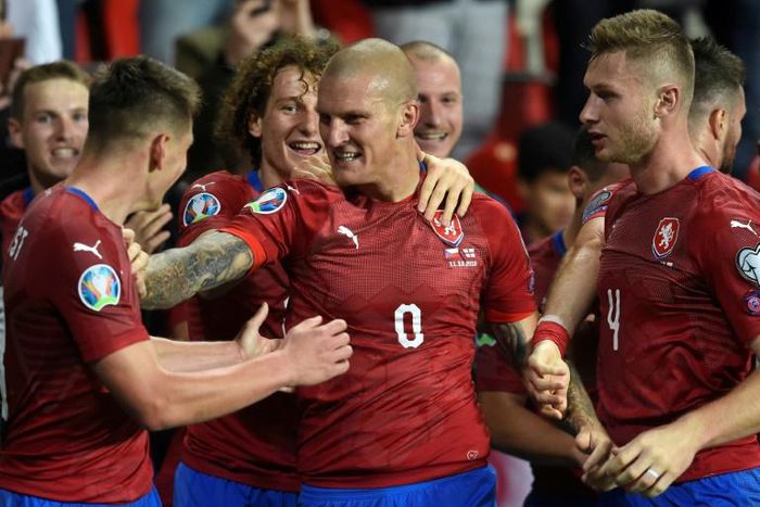 Zdenek Ondrasek (C) came off the bench to end England's 43-match unbeaten run in qualifying for major tournaments