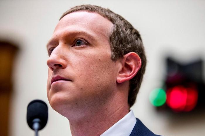 facebook ceo mark zuckerberg
