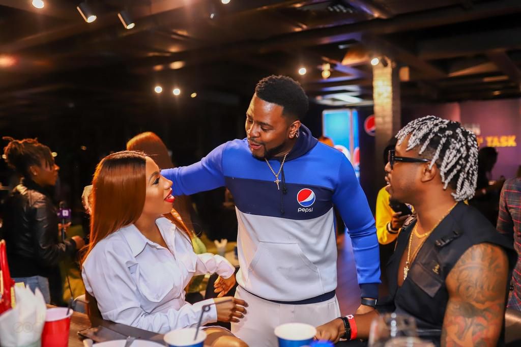 Jackye receives 1.5million naira BBNaija Pepsi ‘Know Da Lyrics’ challenge prize
