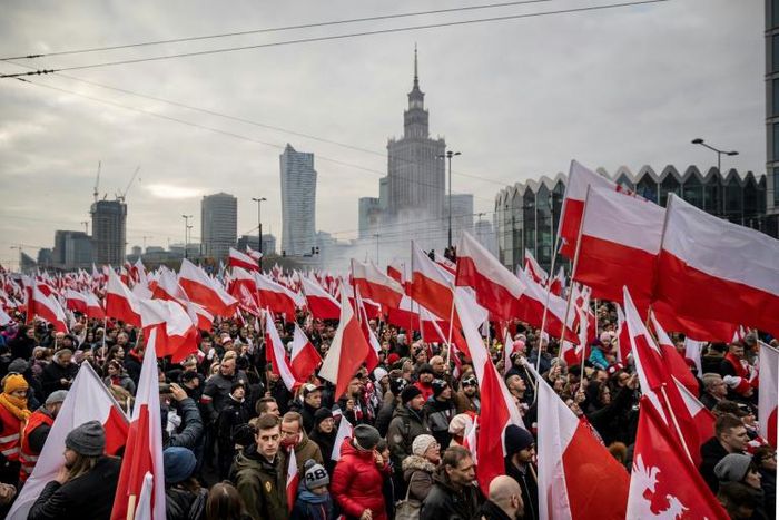Tens of thousands of people took part in a march organised by the far right to mark Poland's Independence Day