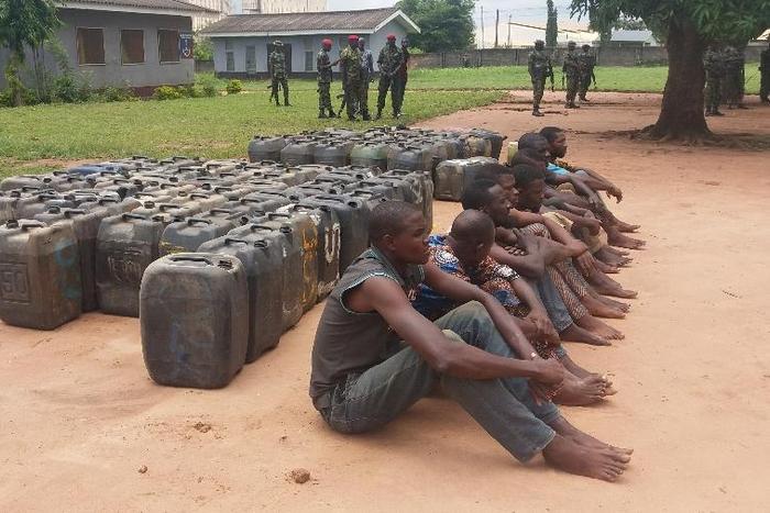 Suspected vandals arrested by troops/Illustrative photo. [thenewsnigeria]