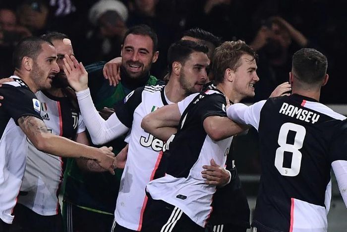 Matthijs de Ligt's first goal as a Juve player put his team top of Serie A