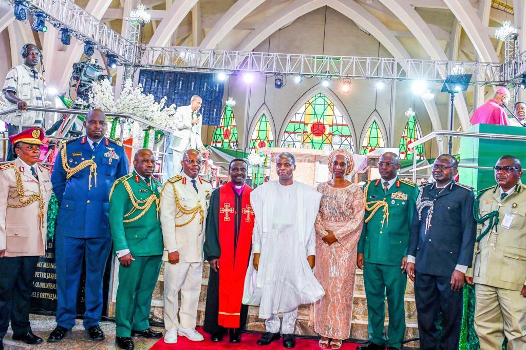 Vice President Yemi Osinbajo, Former Head of State, Yakubu Gowon, Boss Mustapha, Secretary to the Government of the Federation, Deputy Senate President, Ovie Omo-Agege and Rev. Daniel Mbaya, the General Overseer, Ekklesiyar Yan’nuwa a Nigeria (EYN) [Tw...