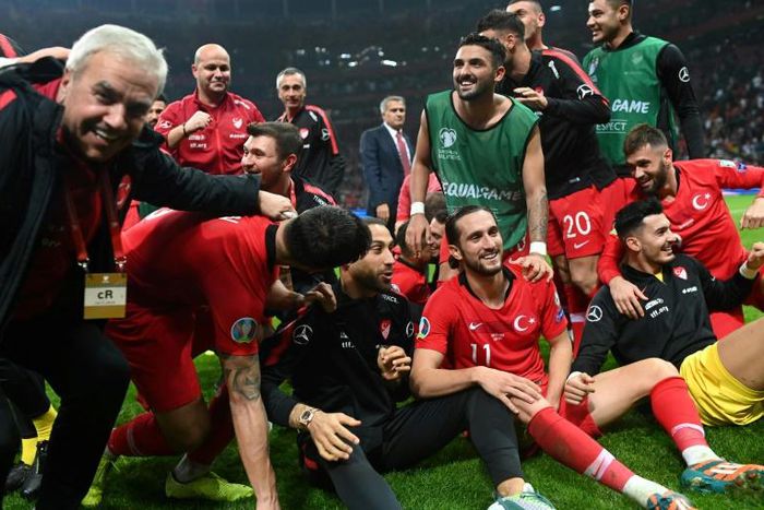Turkey bounce back from the doldrums to reach Euro 2020