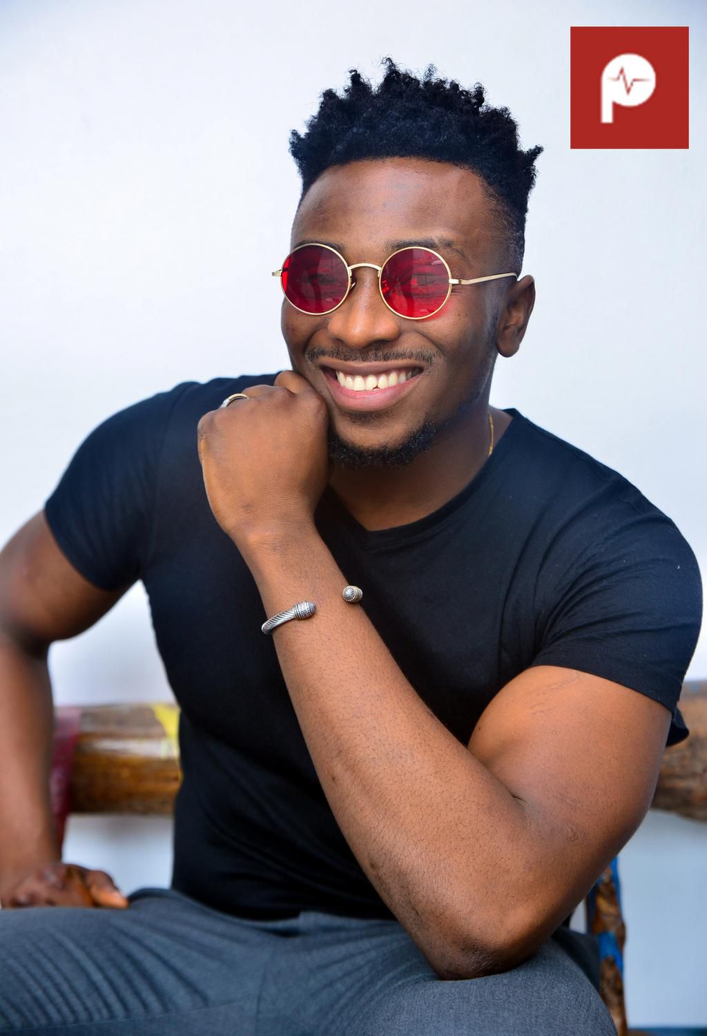 In case you didn't know, Sir Dee has a girlfriend who is an identical twin. We asked the former banker turned reality TV star how he can differentiate between his girlfriend and her twin sister.[PULSE]