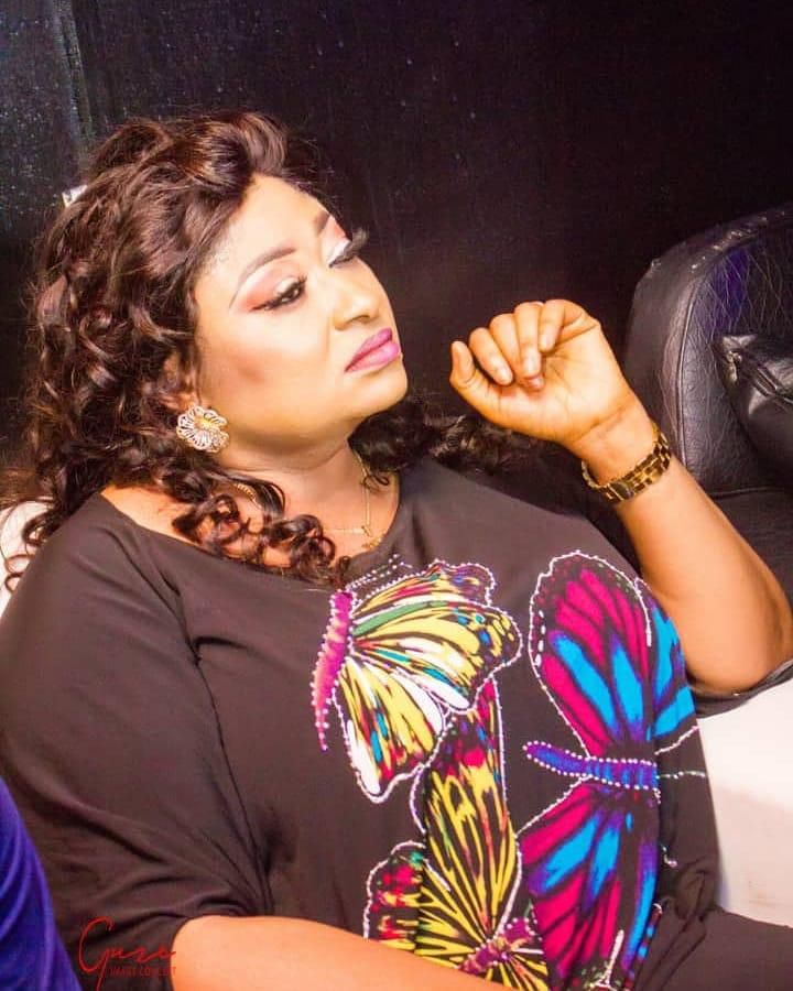 Ronke Oshodi Oke worked with Bukola Oshadare on the set of her movie, 'Ede Mi.' {instagram/ronkeoshodioke]