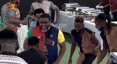 Larry Gaga had the time of his life as 2Baba visits BBNaija 2019 Pepper Dem house to celebrate his 44th birthday. [Twitter/BBNaija]