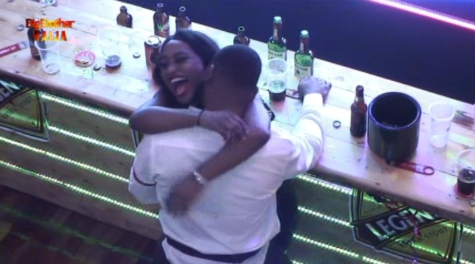 Frodd and Esther gave viewers so much to see at the 9th Saturday night party [Twitter/BBNaija]