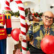 Throw an 'Always Sunny' Holiday Party