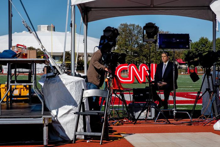 Lights, Camera, Bathrooms: Big Stage and Big Night, Even Behind the Scenes