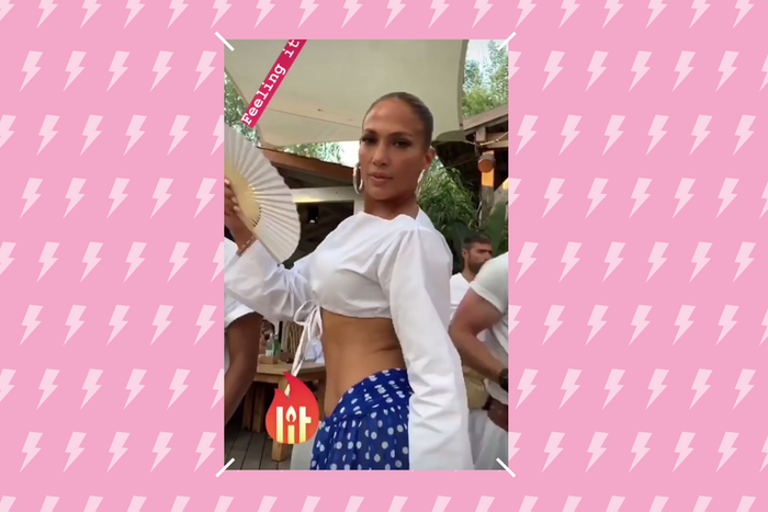 Jennifer Lopez Abs