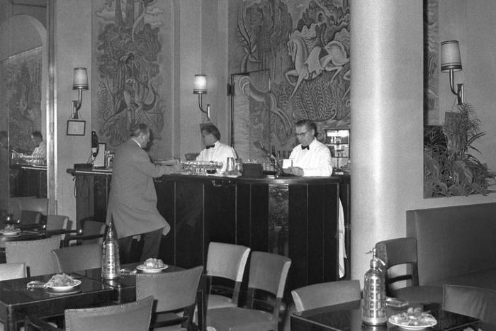 The Ritz bar pictured in 1961