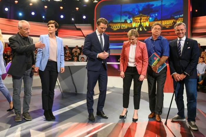 Austrian party leaders -- (from left to right) Peter Pilz of JETZT, Pamela Rendi-Wagner of the Social Democratic Party (SPOe), Austrian People's party (OeVP) head Sebastian Kurz , Beate Meinl-Reisinger of NEOS party, Werner Kogler of Greens party and F...
