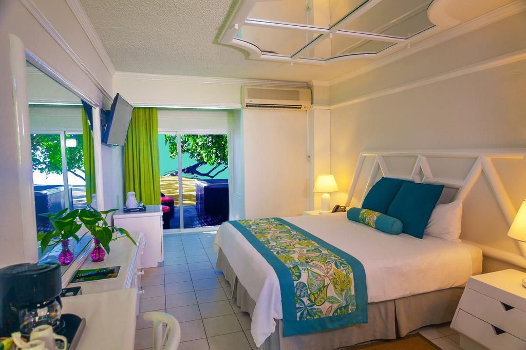 I Went to a Sex Resort and No Longer Fear Aging