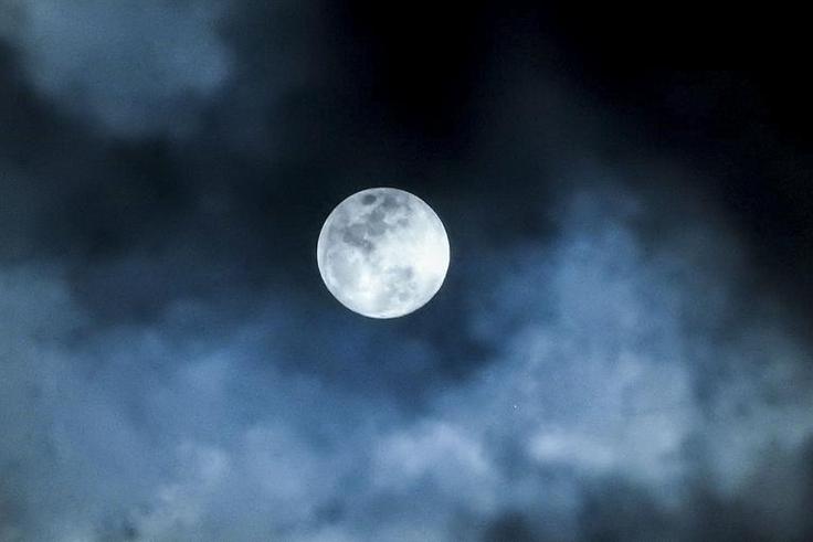 The New Moon In Scorpio Is Here To Shake Things Up