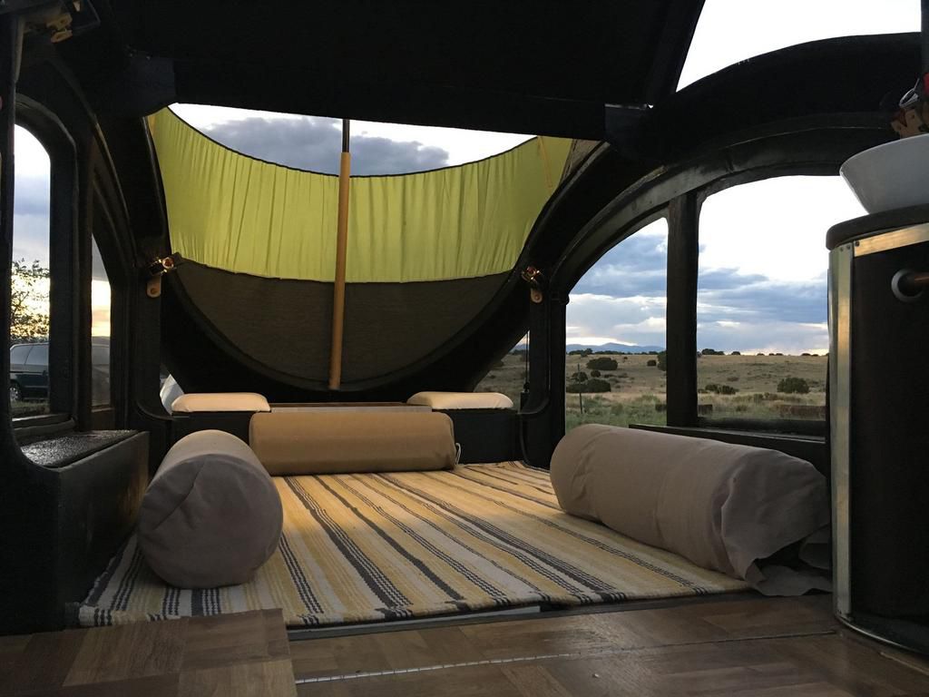 This Electric Trailer Is a Featherweight Beast