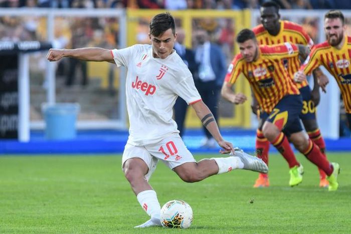 Paulo Dybala scores a penalty for Juventus against promoted Lecce.