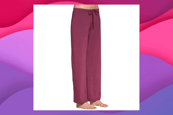 People On Amazon Are Obsessed With These Sweats