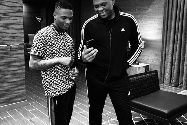 Wizkid and CEO of UBA, Tony Elumelu. (Wizkid/Instagram)