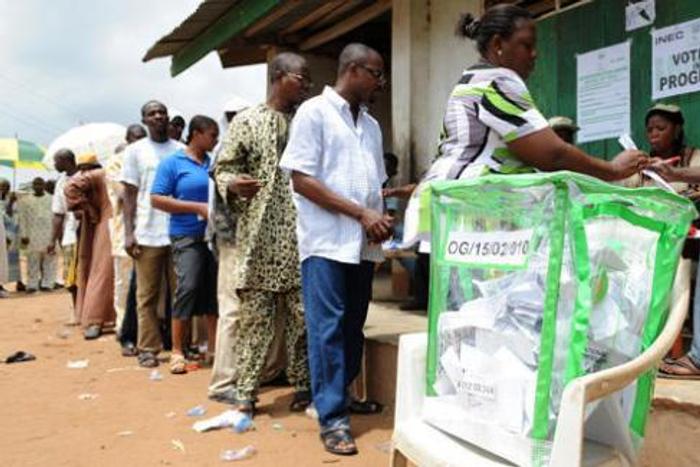 Nigerians exercising their civic responsibility during an election. [posteritymediang]