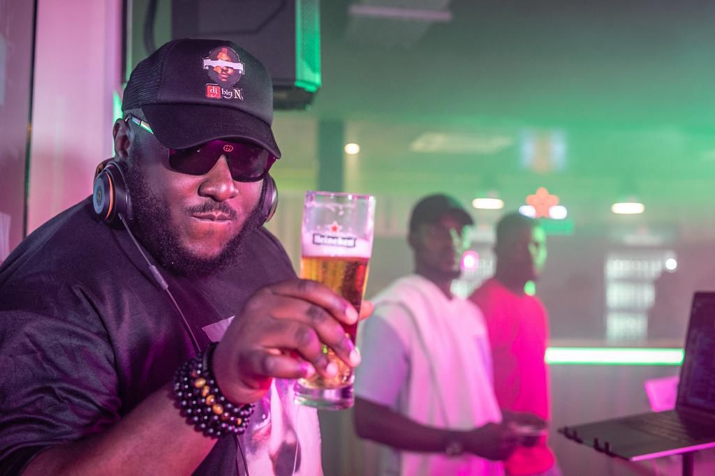 Heineken Reinforces Category Leadership;unveils Sleek and Stylish new 33cl Cans