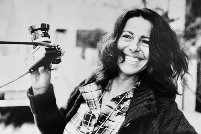 Sally Soames, Fearless Photographer With Personal Touch, Dies at 82