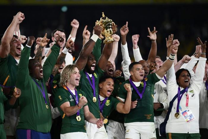 South Africa captain Siya Kolisi lifted the Webb Ellis Cup