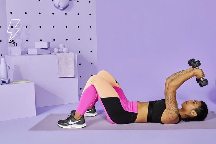 How To Do Dumbbell Skull Crushers