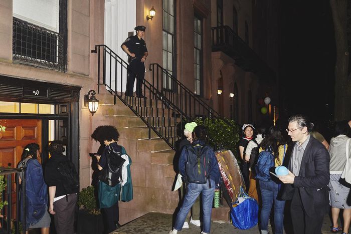 Wealth Keeps Museums Alive, and Galvanizes Activists Too