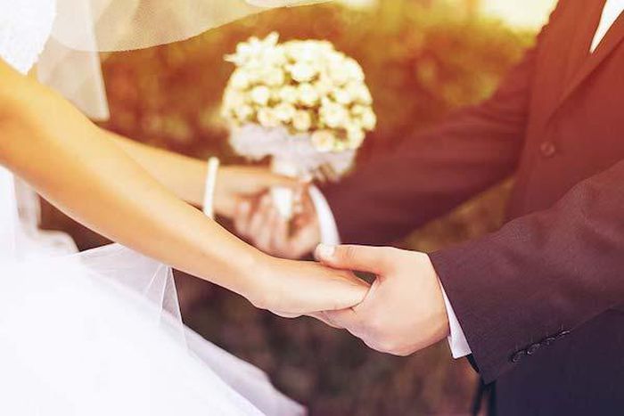 Young couple dies as they exit the court premises just minutes after marriage