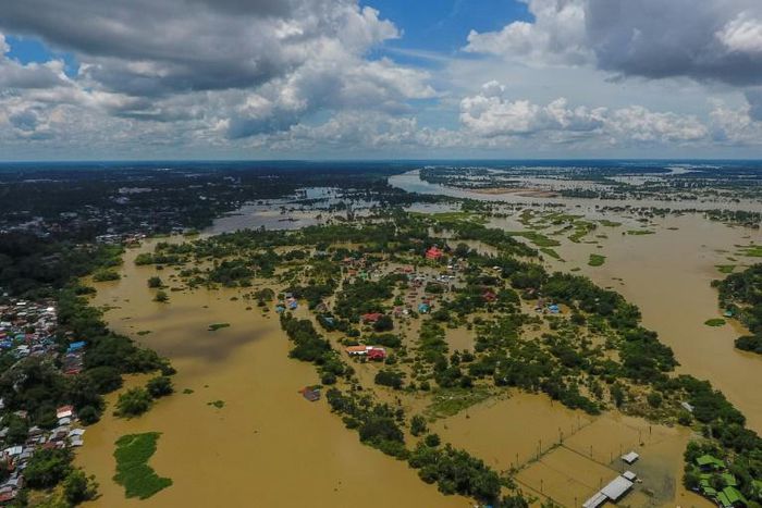 Flooding in Thailand's Ubon Ratchathani province, which borders Laos, has been exacerbated by rising water levels in the Moon and Chi rivers