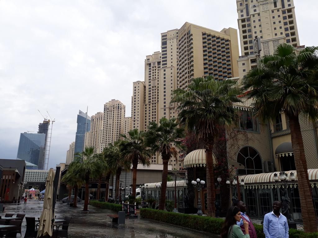 Dubai has beautiful architecture (Pulse)