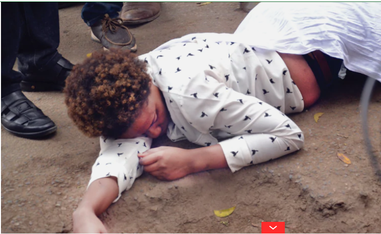 Woman collapses while begging a married man to be her boyfriend