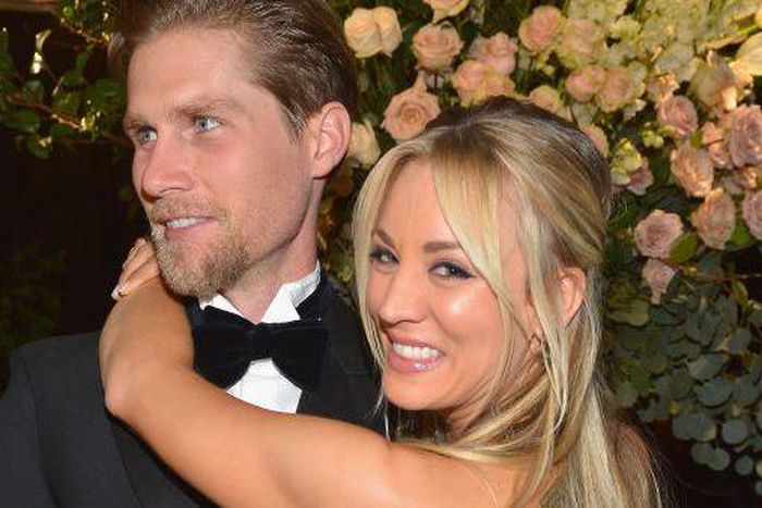 Kaley Cuoco Doesn't Live With Her Husband