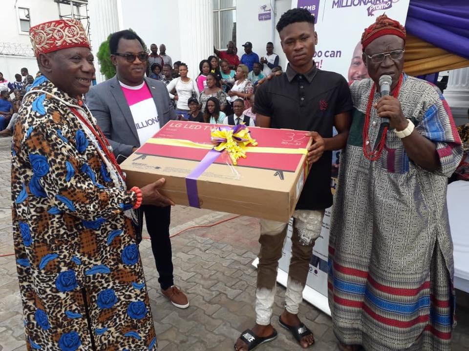 FCMB produces more millionaires, empowers customers as Season 6 of promo ends