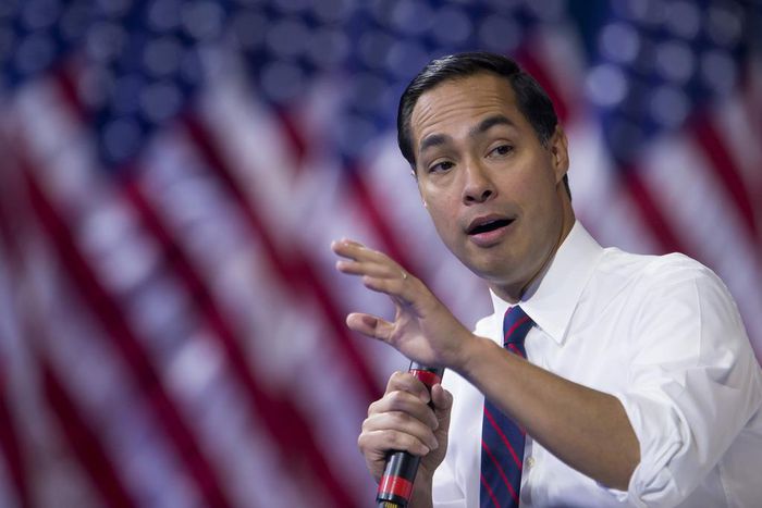 2020 Democrats Call for Gun Control in Las Vegas, 2 Years After Mass Shooting There