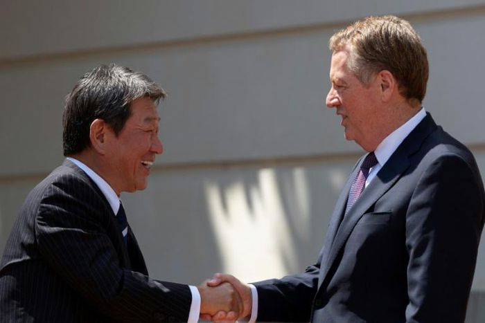 Japan's Economy Minister Toshimitsu Motegi (L) and US Trade Representative Robert Lighthizer have made progress in bilateral negotiations, reports say