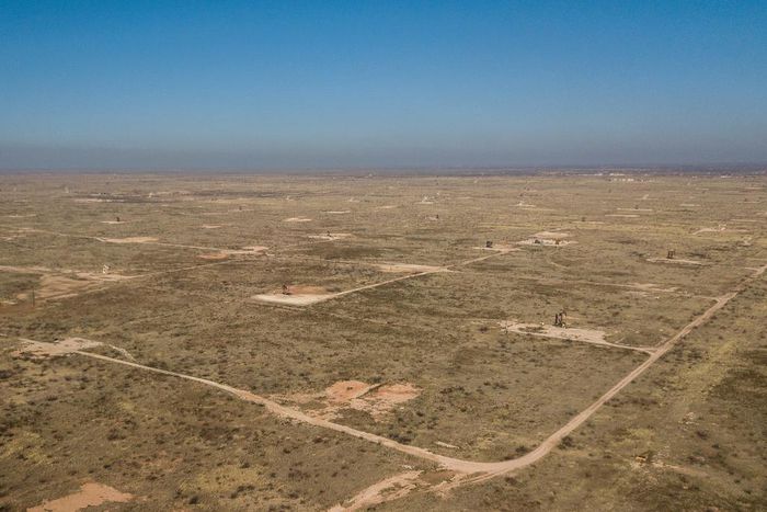 Gas Flaring on the Rise Even as Energy Giants Promise to Cut It Back