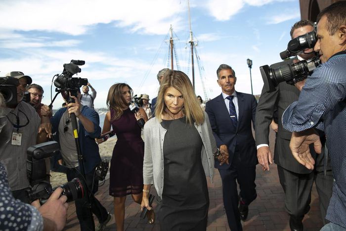 Lori Loughlin Pleads Not Guilty to New College Admissions Scandal Charge