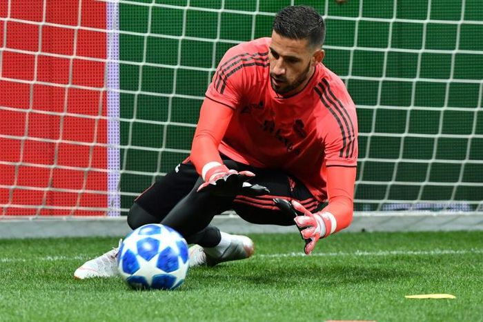 Leeds goalkeeper Kiko Casilla training with former club Real Madrid in 2018